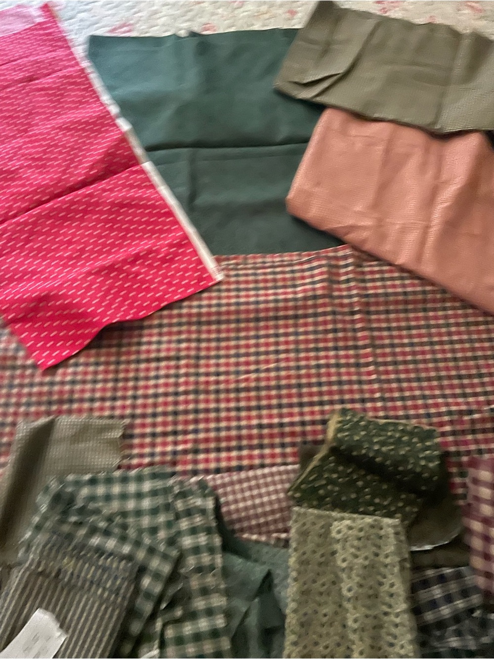 Quilters fabric stash - Picture 2 of 6